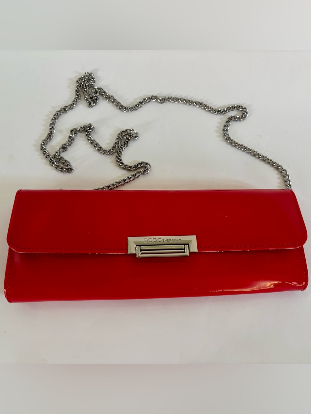 💋BCBG Generation Red Patent Leather Chain Clutch Evening Bag